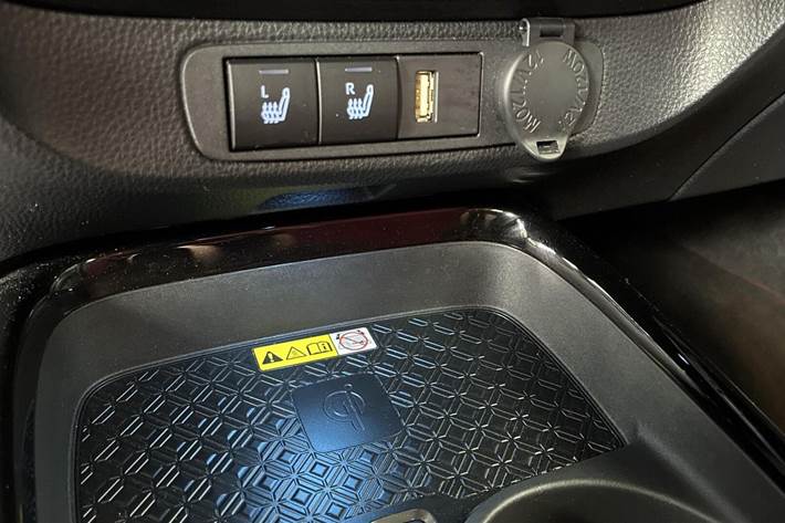 Grå Toyota Aygo X fra 2023