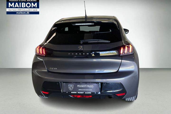 Grå Peugeot 208 fra 2020