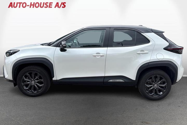 Hvid Toyota Yaris Cross fra 2022