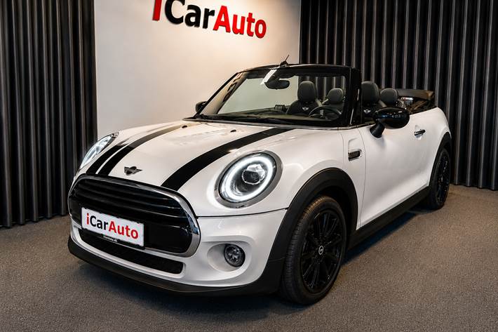 Sølv Mini Cooper fra 2019