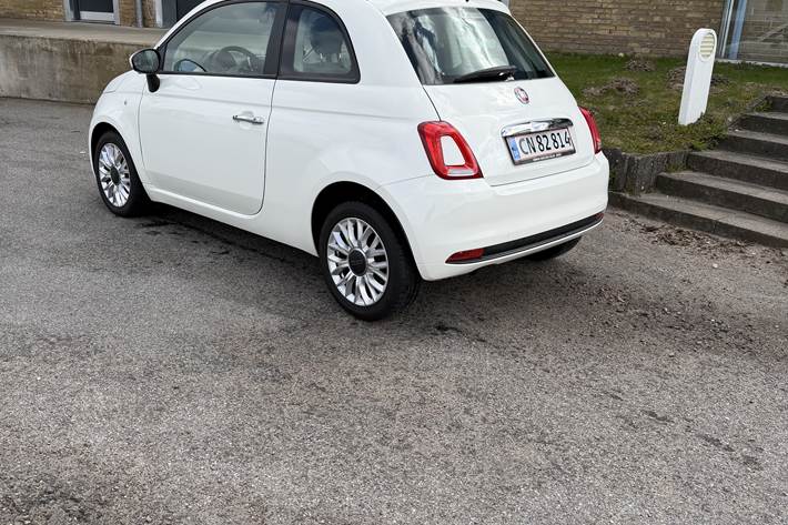 Hvid Fiat 500 fra 2016