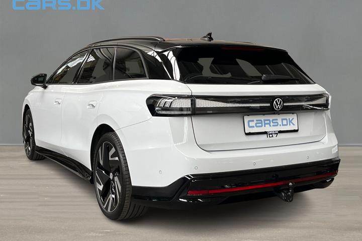 Hvid VW ID.7 fra 2026