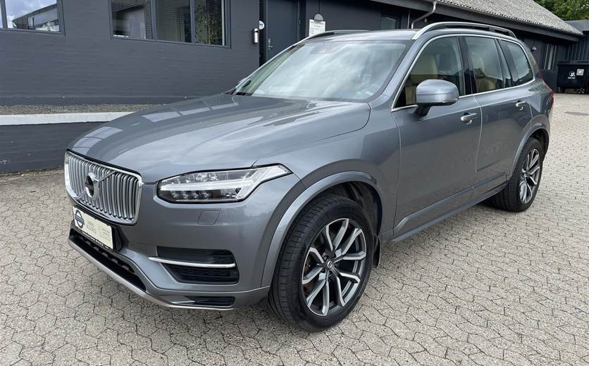 Volvo XC90 2,0 D5 Momentum AWD 225HK 5d 8g Aut.