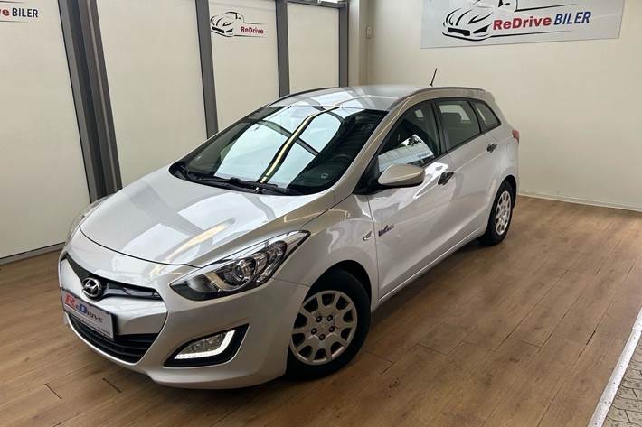 Sølv Hyundai i30 fra 2013