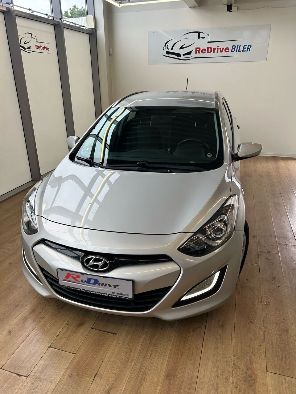 Sølv Hyundai i30 fra 2013