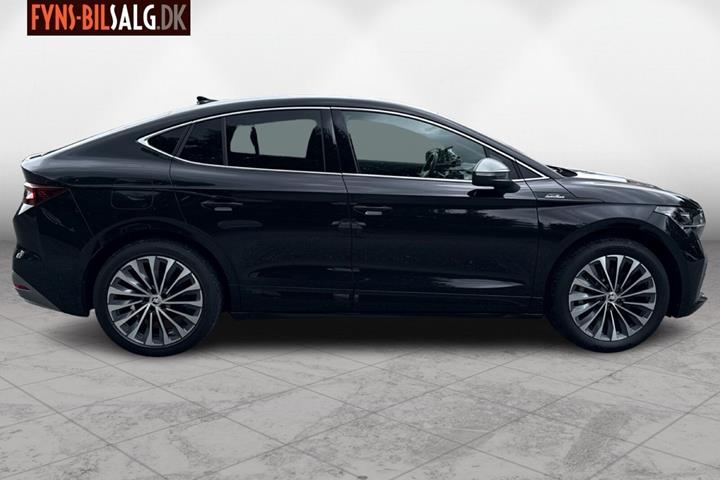 Sort Skoda Enyaq fra 2025