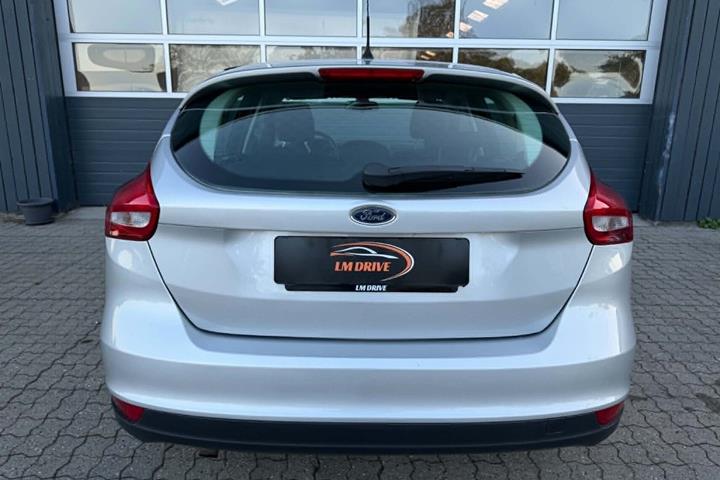 Sølv Ford Focus fra 2015