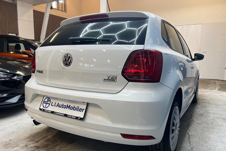 Hvid VW Polo fra 2016