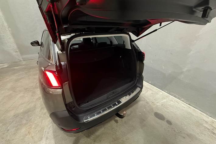 undefined Peugeot 5008 fra 2018
