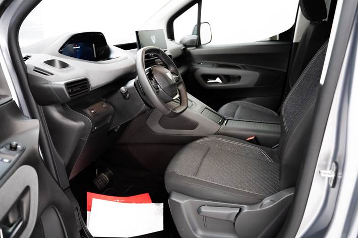 undefined Peugeot e-Rifter fra 2024