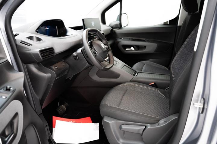 undefined Peugeot e-Rifter fra 2024