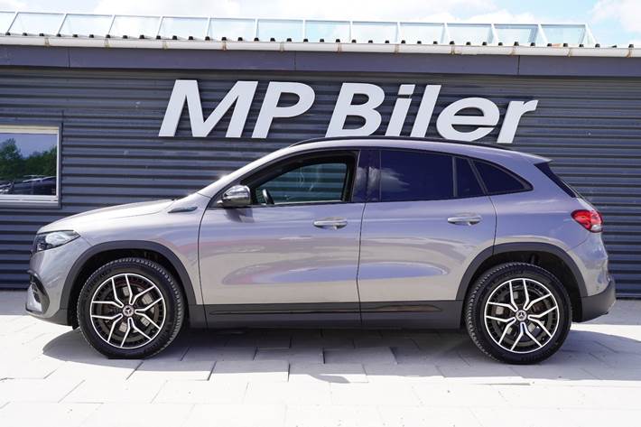 Sort Mercedes EQA250 fra 2021