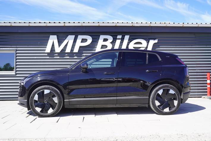 Sort Volvo EX30 fra 2025