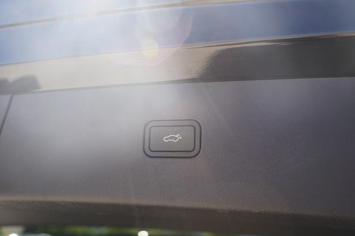 Sort Volvo EX30 fra 2025