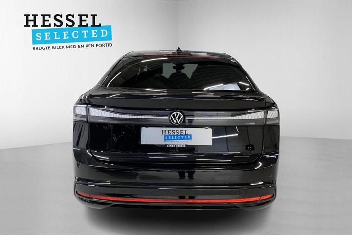 Sort VW ID.7 fra 2024