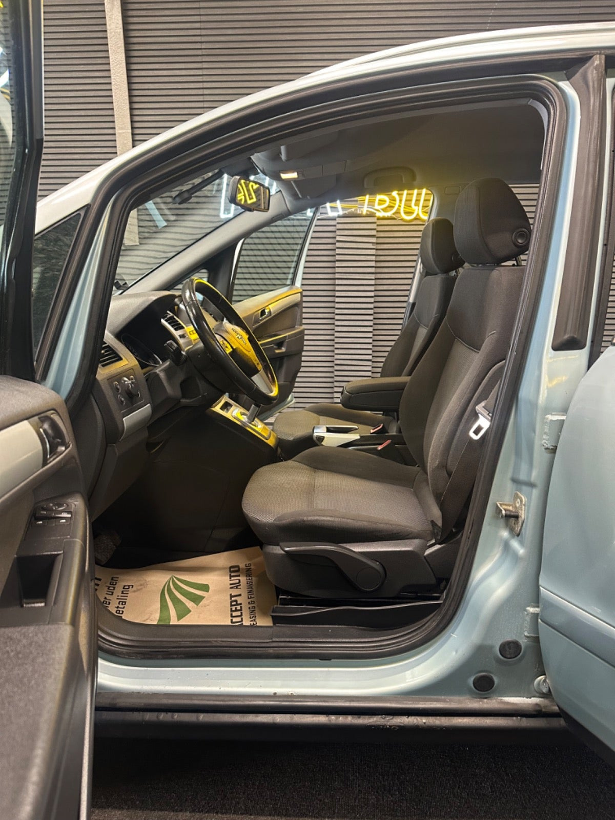 undefined Opel Zafira fra 2009