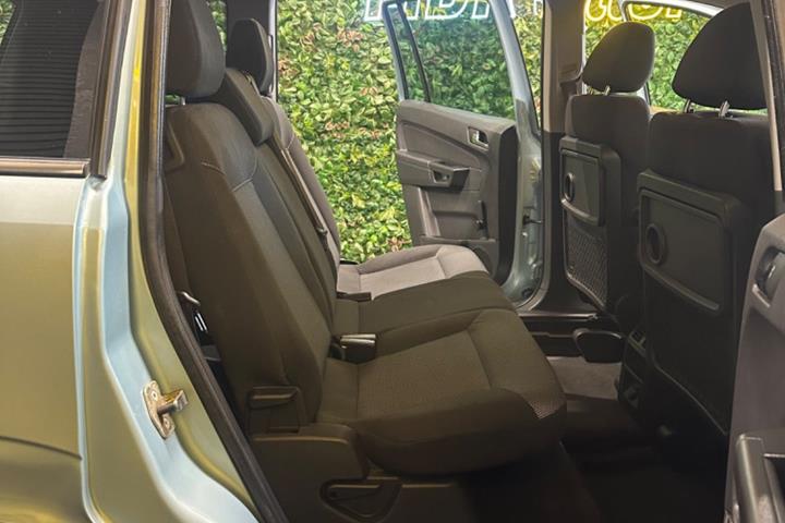 undefined Opel Zafira fra 2009