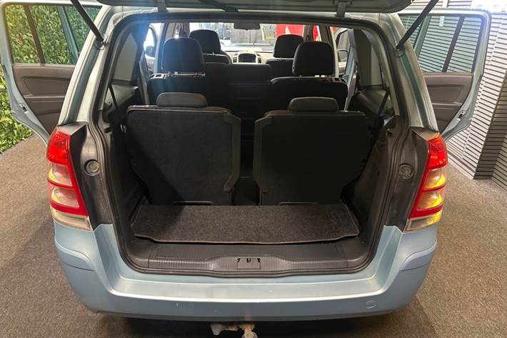 undefined Opel Zafira fra 2009