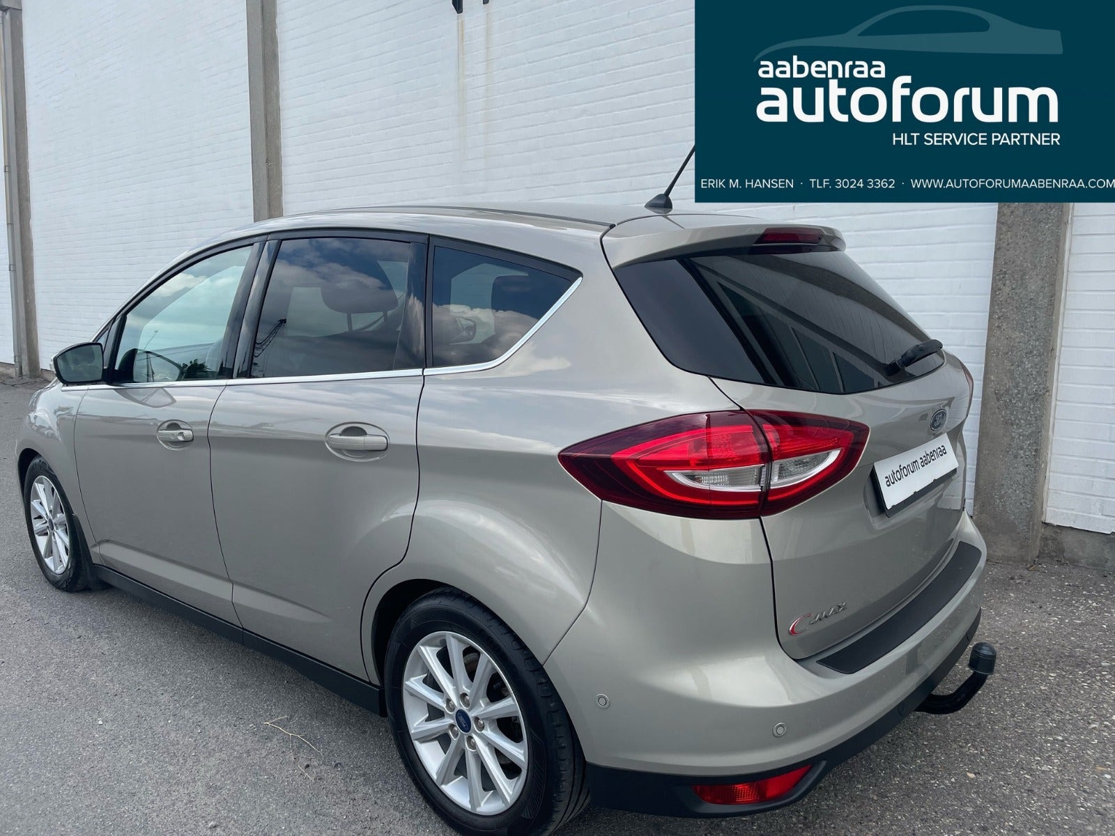Gul Ford C-MAX fra 2017
