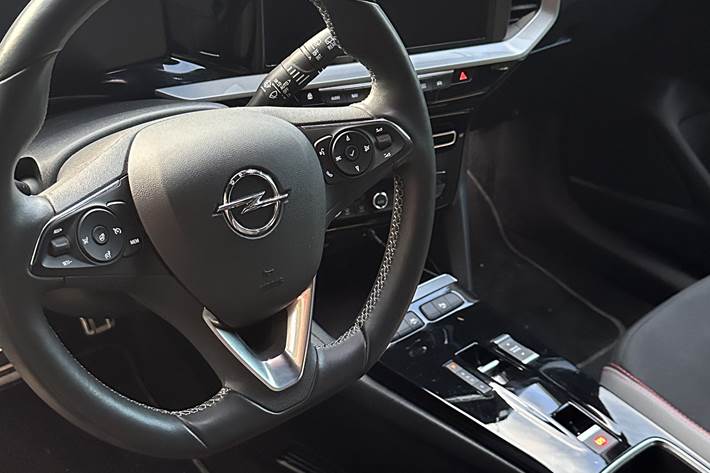 Sort Opel Mokka fra 2023
