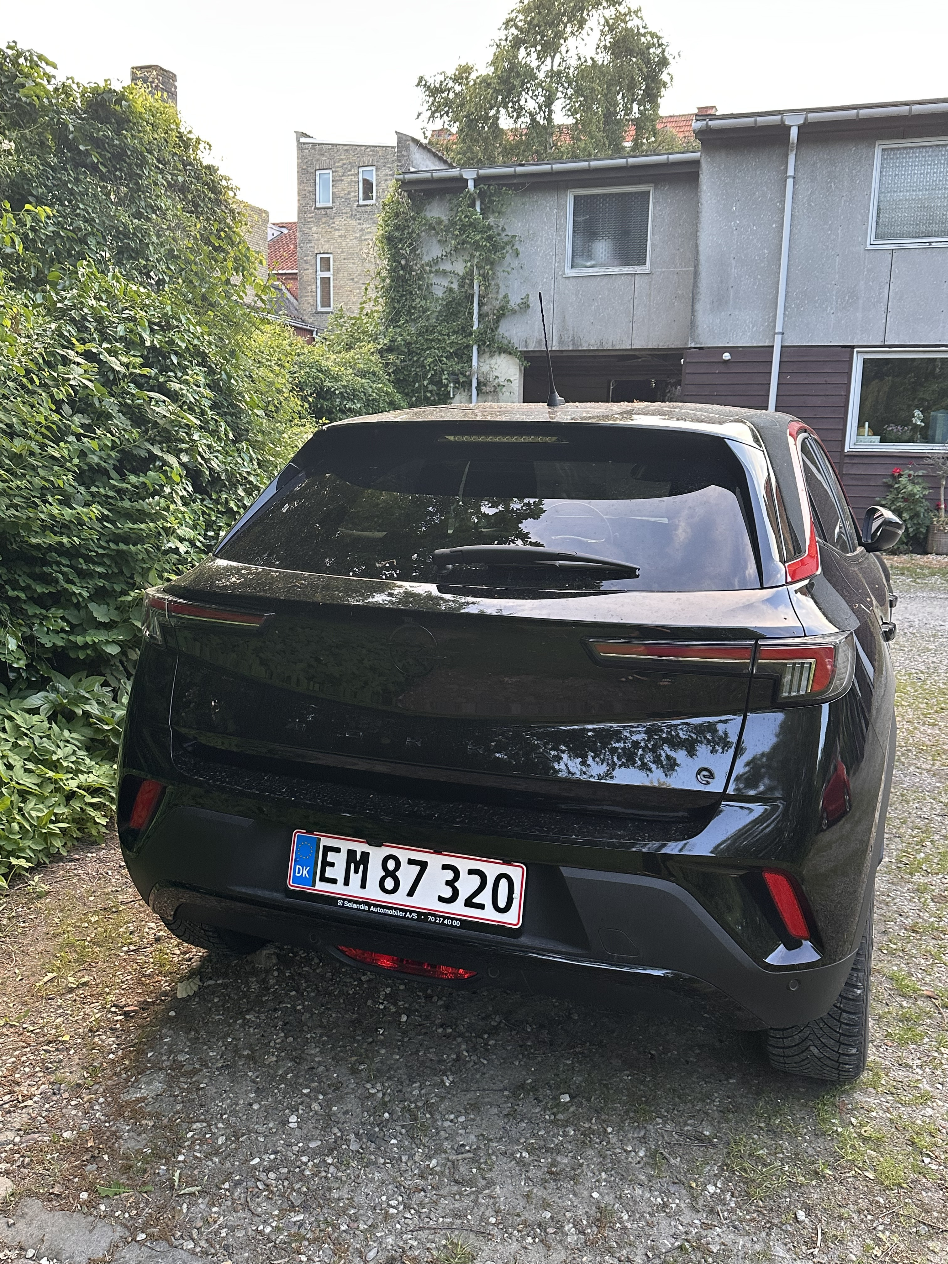 Sort Opel Mokka fra 2023