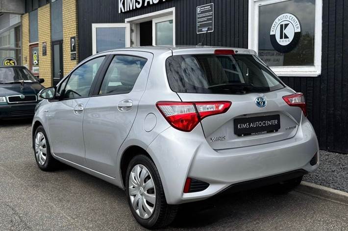 undefined Toyota Yaris fra 2019