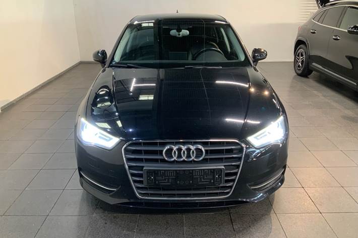 Sort Audi A3 fra 2015