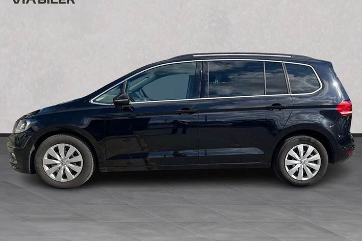 Sort VW Touran fra 2017