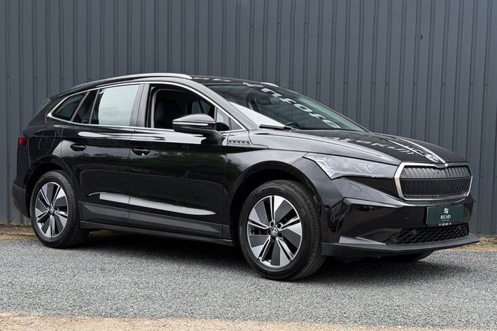 Sort Skoda Enyaq fra 2022