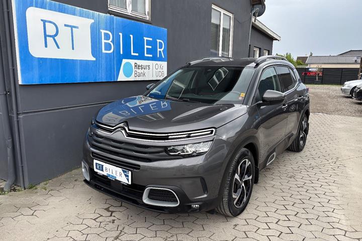 Hvid Citroën C5 Aircross fra 2021 set udefra