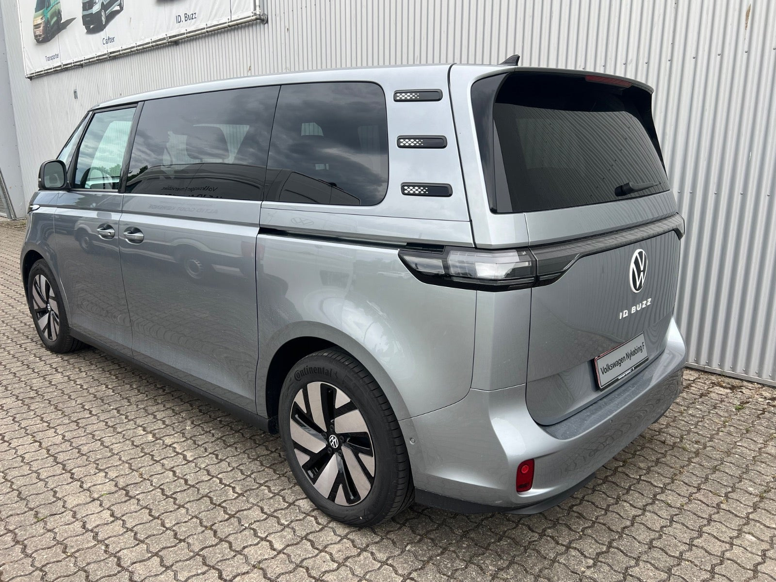 Sølv VW ID.Buzz fra 2026