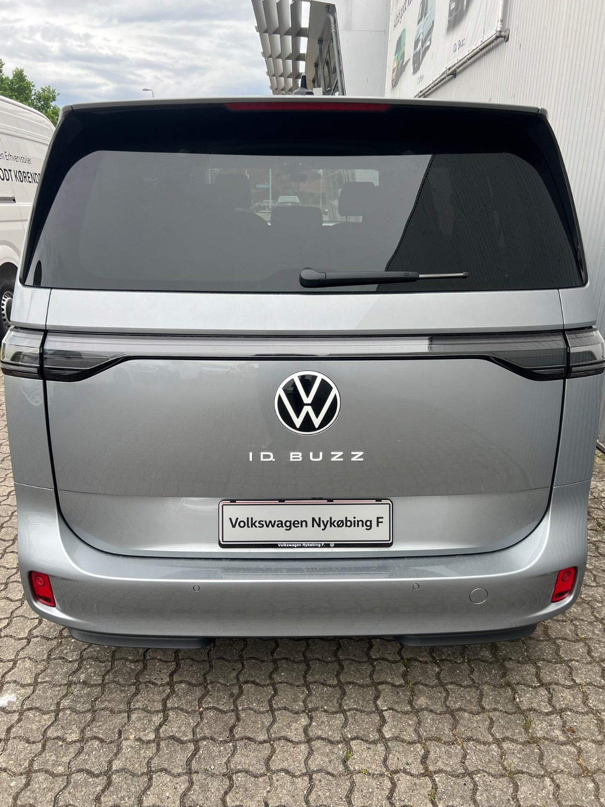 Sølv VW ID.Buzz fra 2026