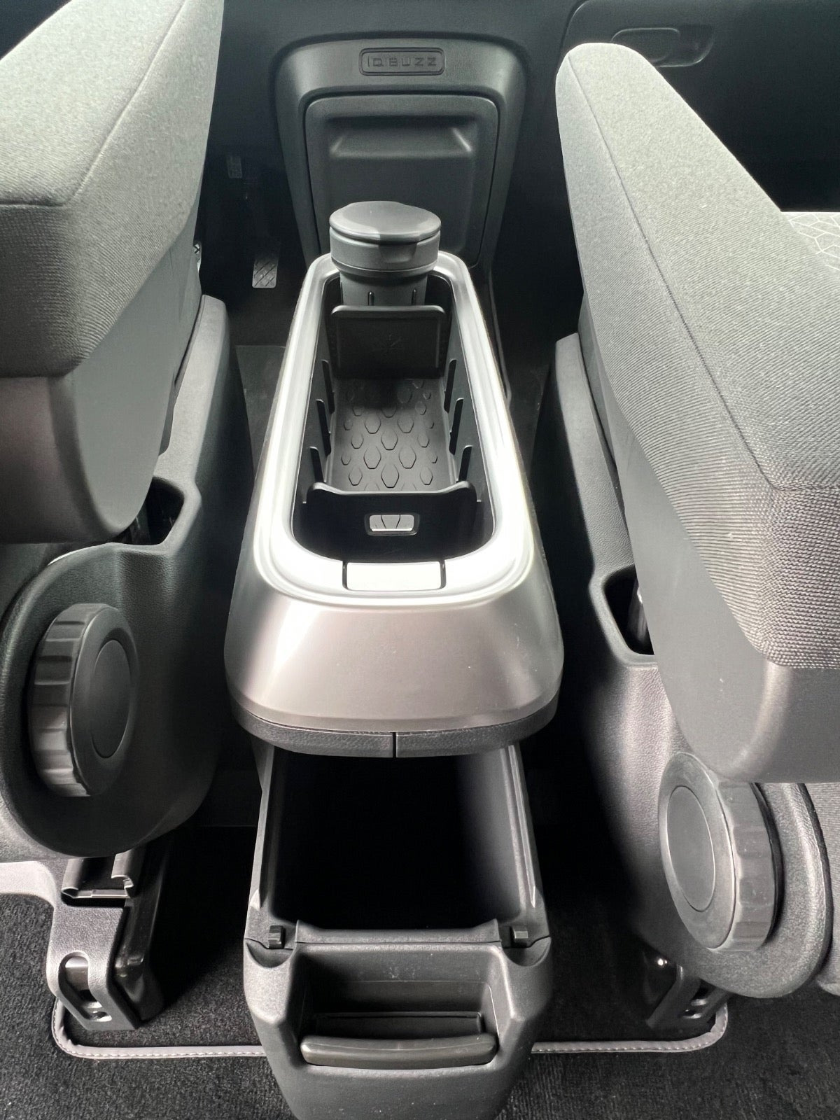 Sølv VW ID.Buzz fra 2026