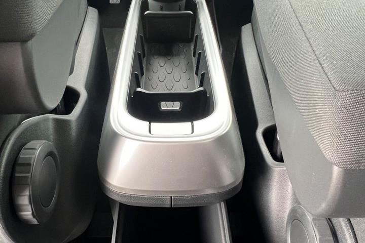 Sølv VW ID.Buzz fra 2026