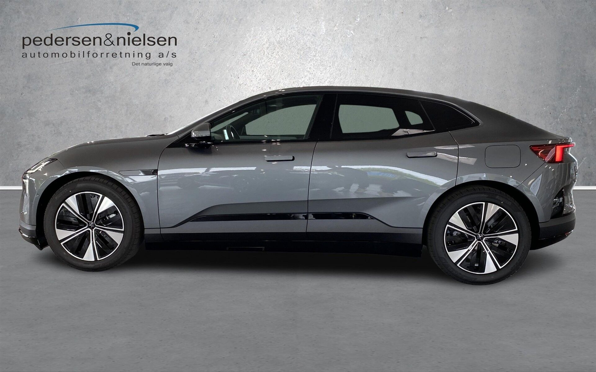 undefined Polestar 4 fra 2026