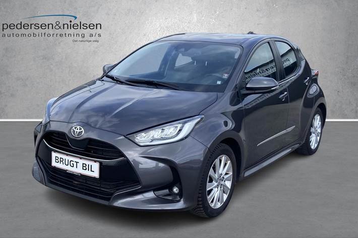 Sort Toyota Yaris fra 2021