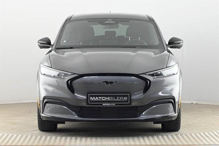 Grå Ford Mustang Mach-E fra 2024