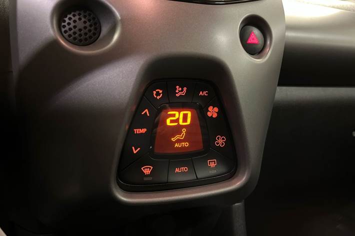 Hvid Toyota Aygo fra 2019