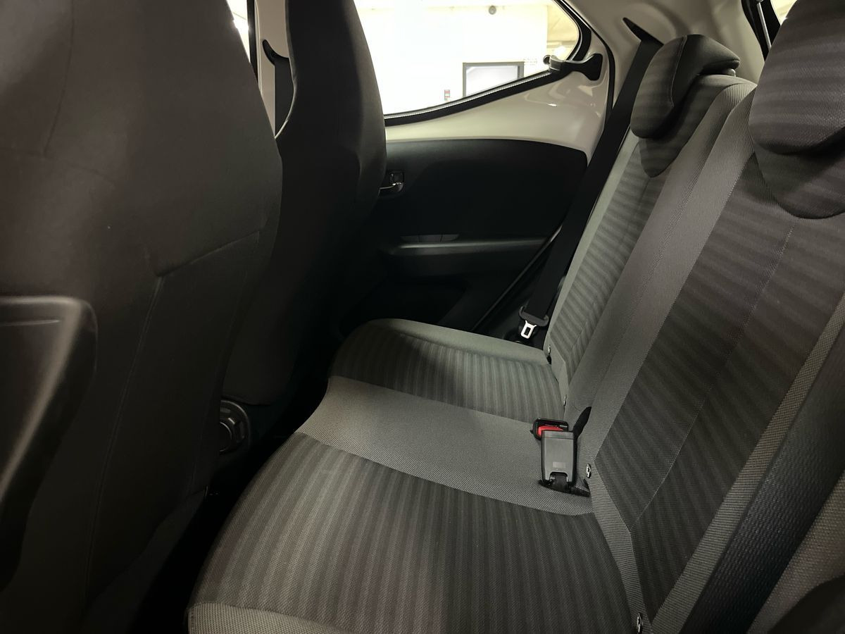 Hvid Toyota Aygo fra 2019