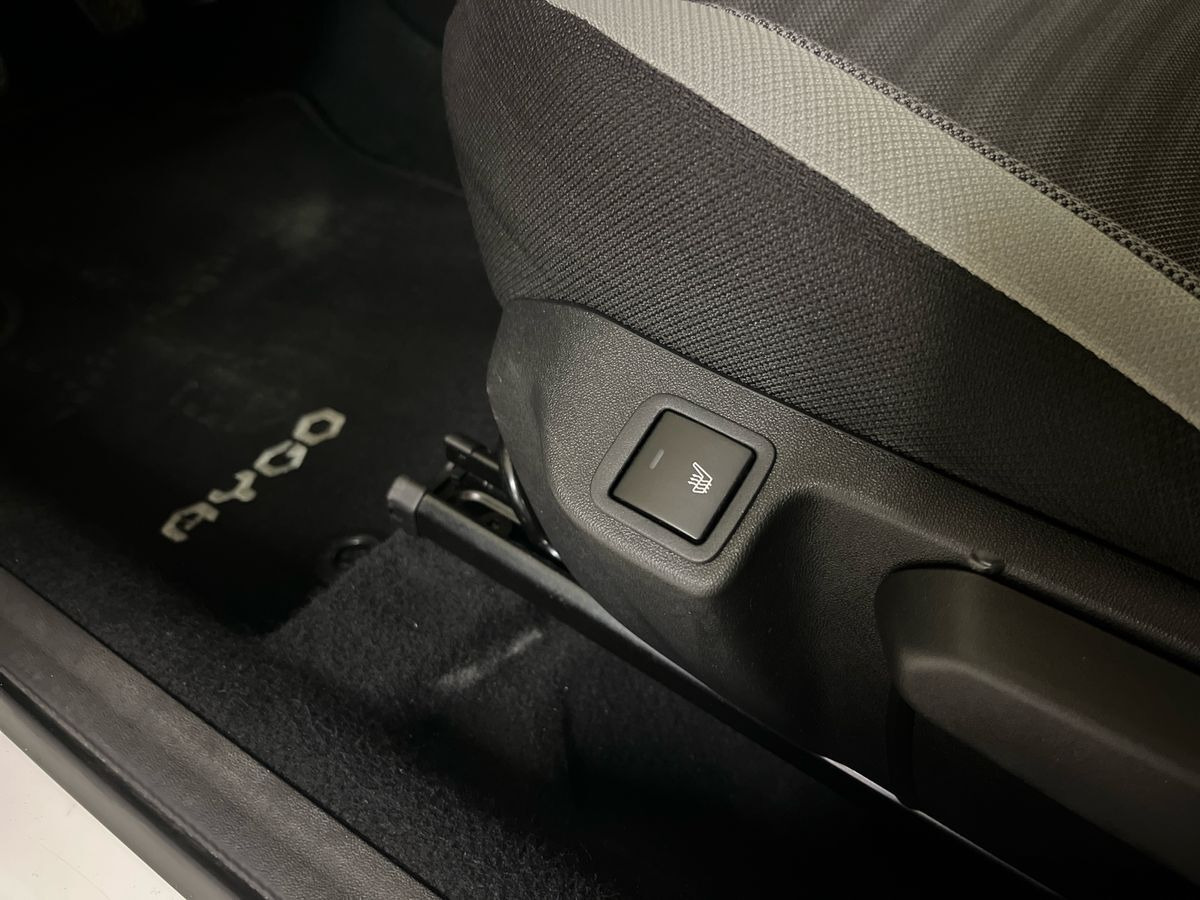 Hvid Toyota Aygo fra 2019
