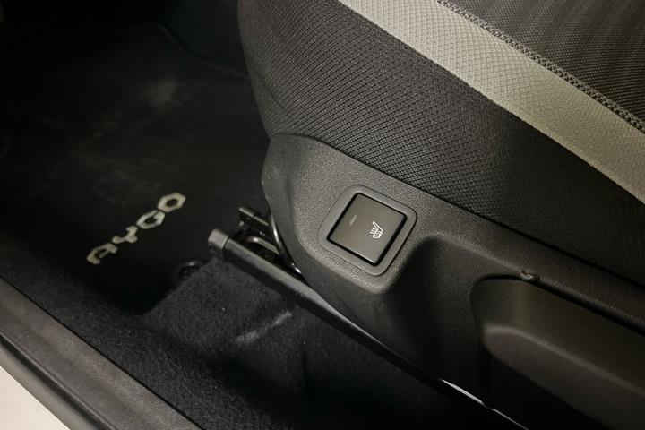 Hvid Toyota Aygo fra 2019