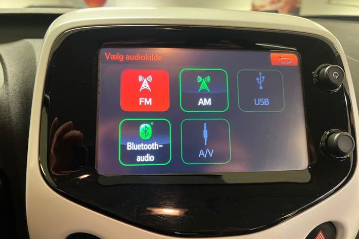 Hvid Toyota Aygo fra 2016