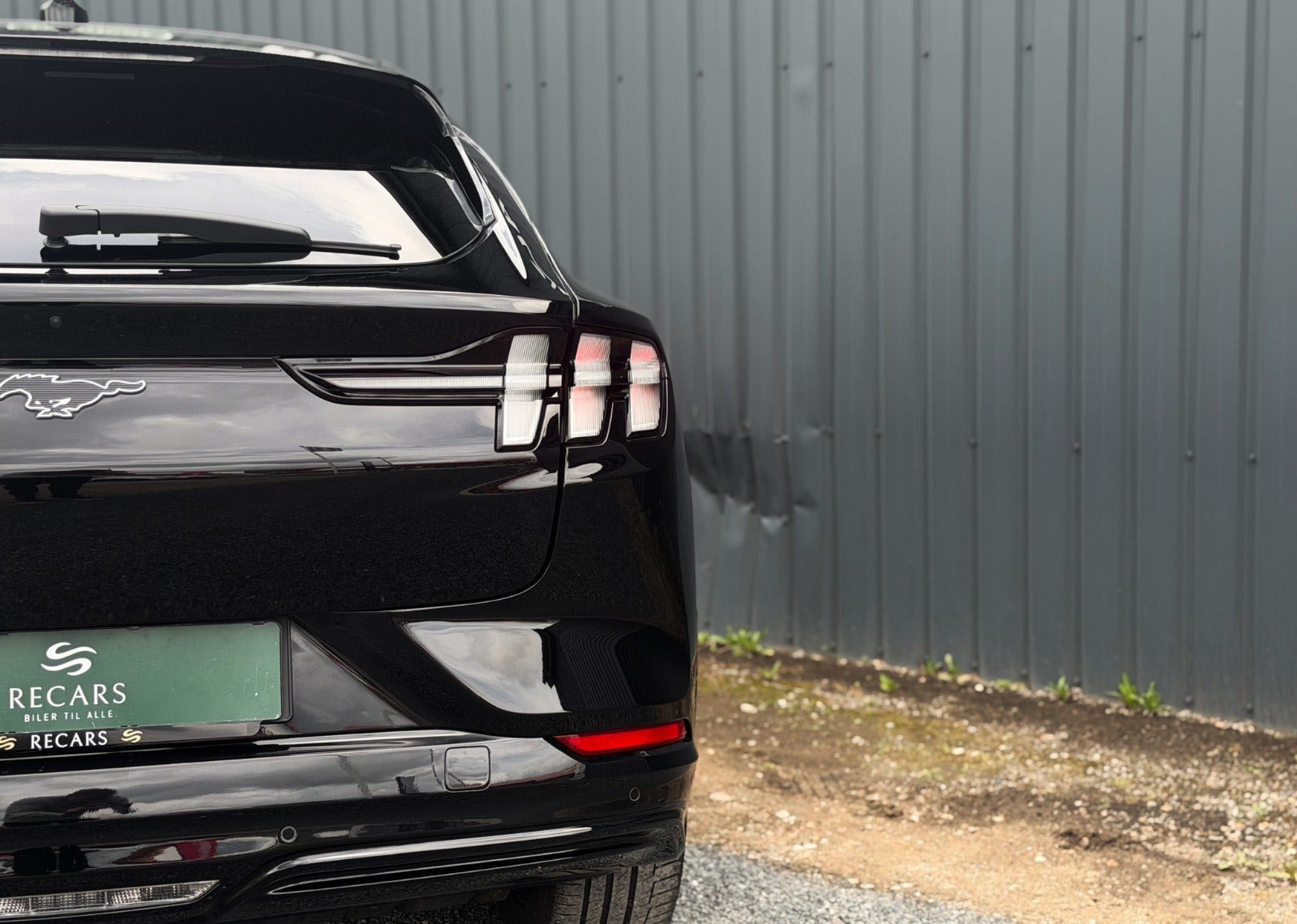 Sort Ford Mustang Mach-E fra 2023