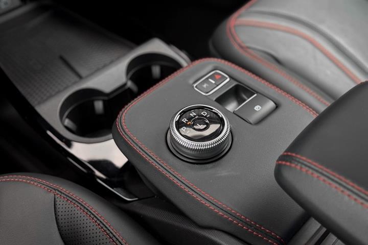 Sort Ford Mustang Mach-E fra 2023