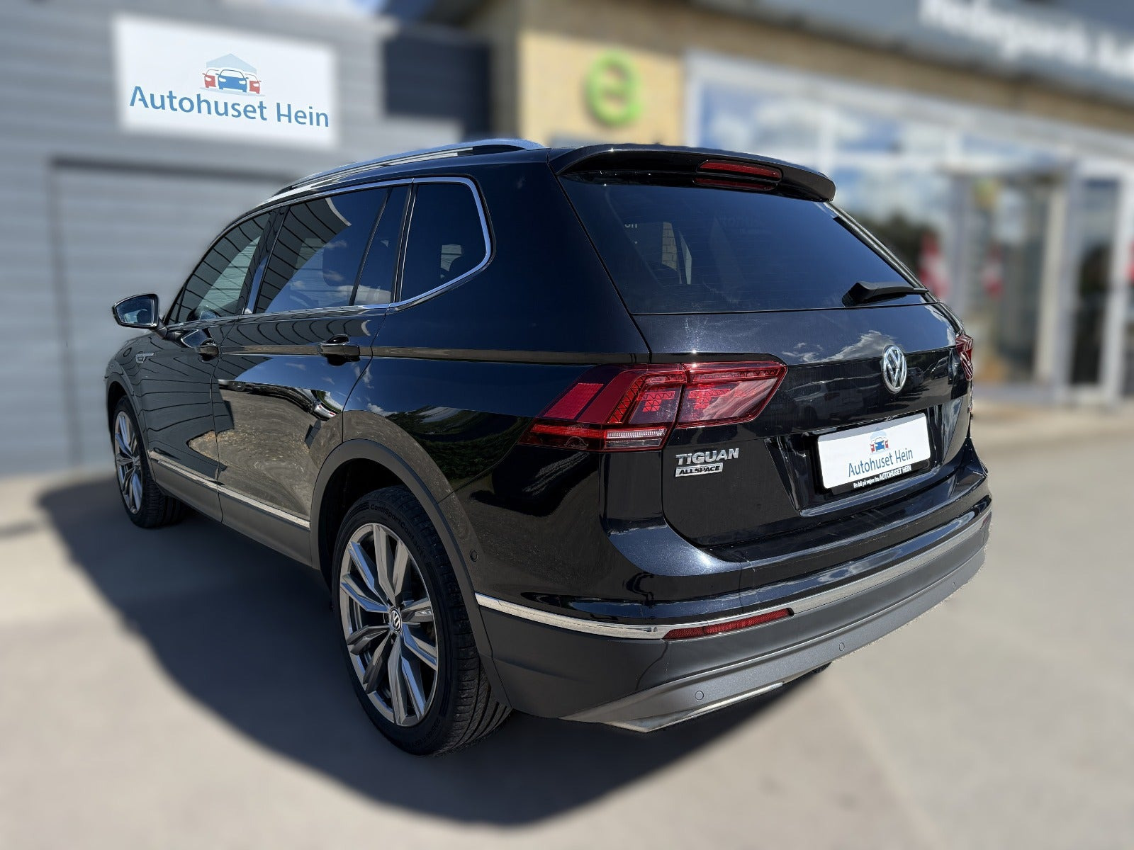 Sort VW Tiguan Allspace fra 2018
