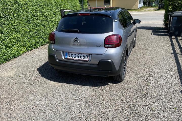 Grå Citroën C3 fra 2023