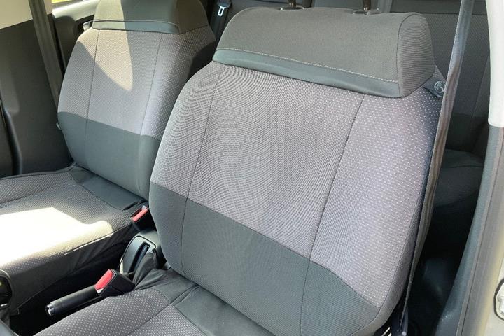 Grå Citroën C3 fra 2023