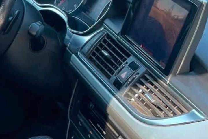 Sort Audi A6 fra 2012