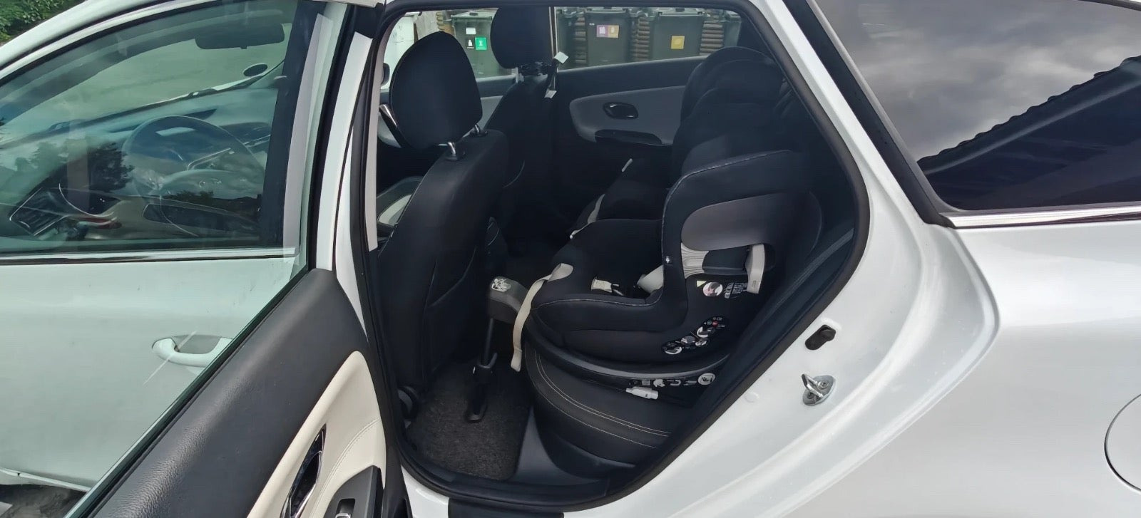 Hvid Kia Ceed fra 2016