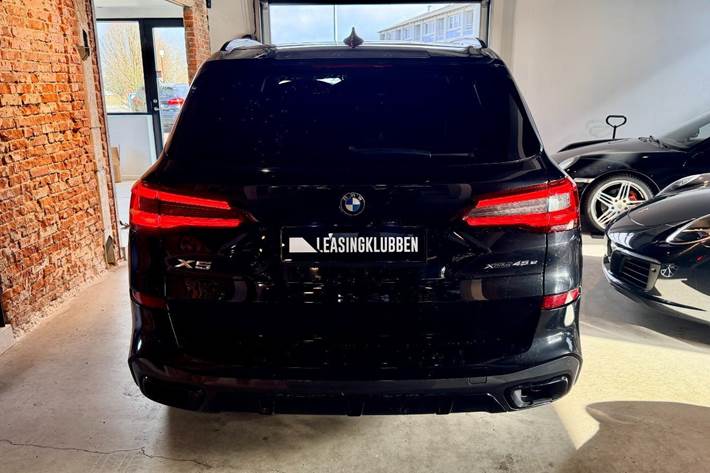 undefined BMW X5 fra 2021